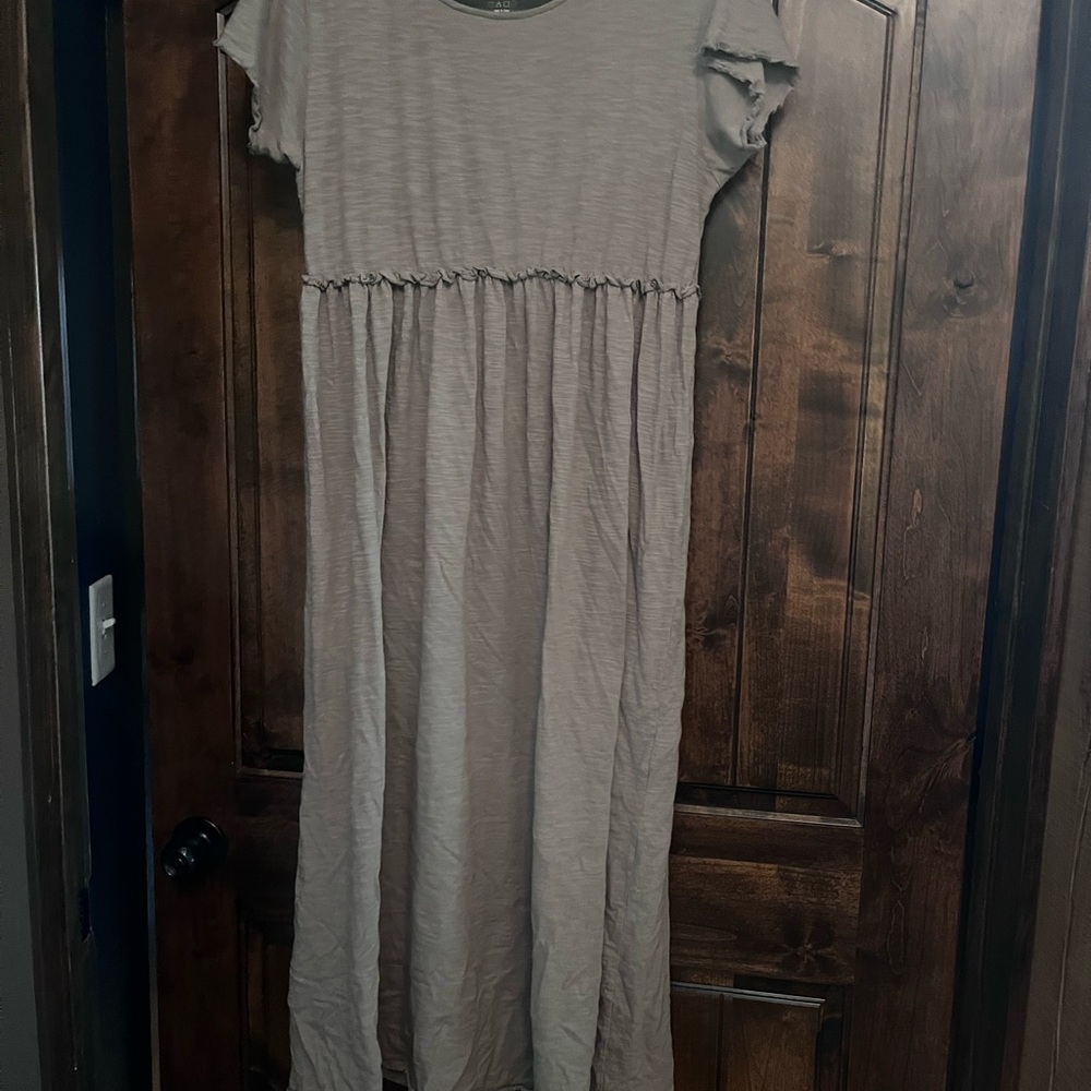 NATURAL LIFE Taupe Maxi Dress with Ruffled Short Sleeves